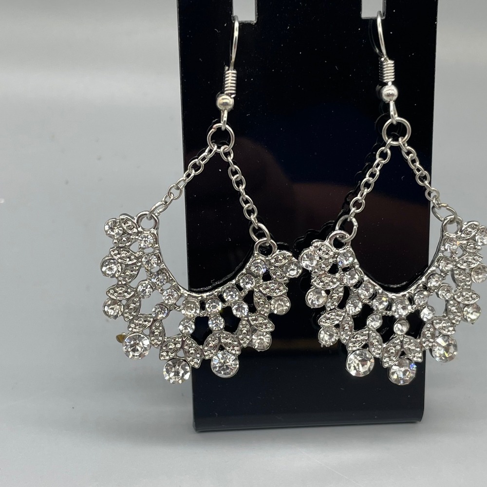 Silver Tone Rhinestone Chandelier Drop Earrings Clear Crystal Statement Dangle
